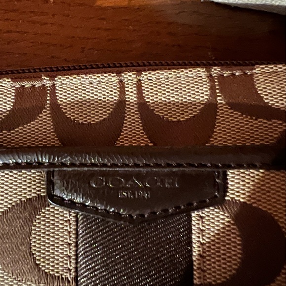 Coach Brown/Khaki Signature Stripe Swingpack Crossbody Bag Purse - Picture 3 of 5